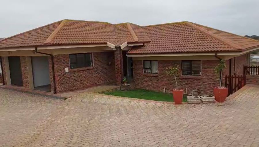 3 Bedroom Property for Sale in Hartenbos Central Western Cape